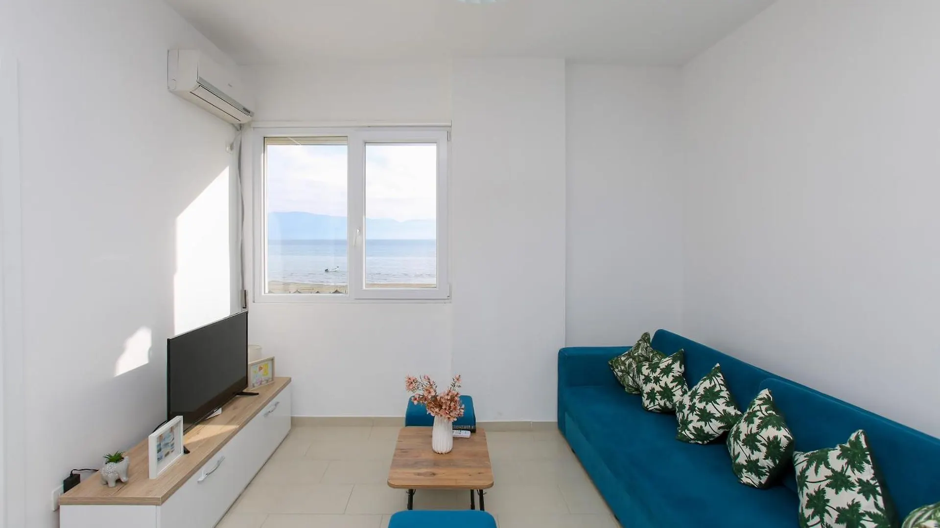 Sea View Apartment In Vlore 007